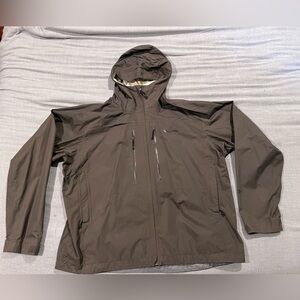 Men's army green rain jacket XL